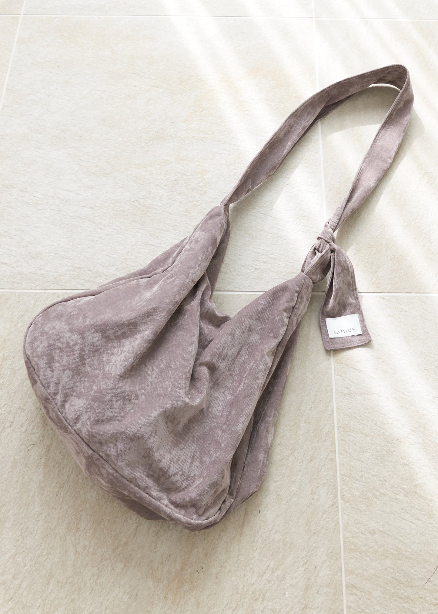 YURA YURA BAG