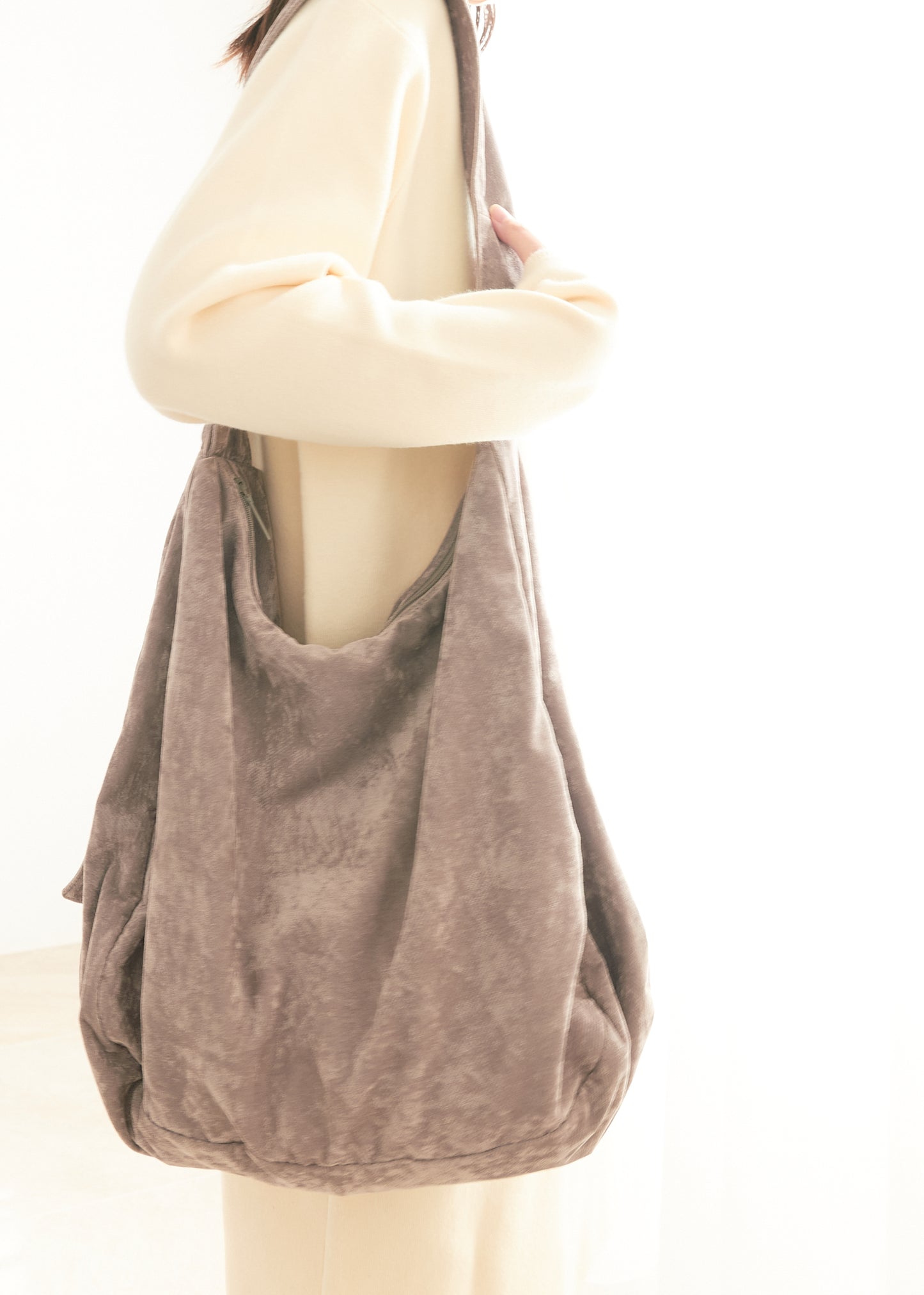 YURA YURA BAG