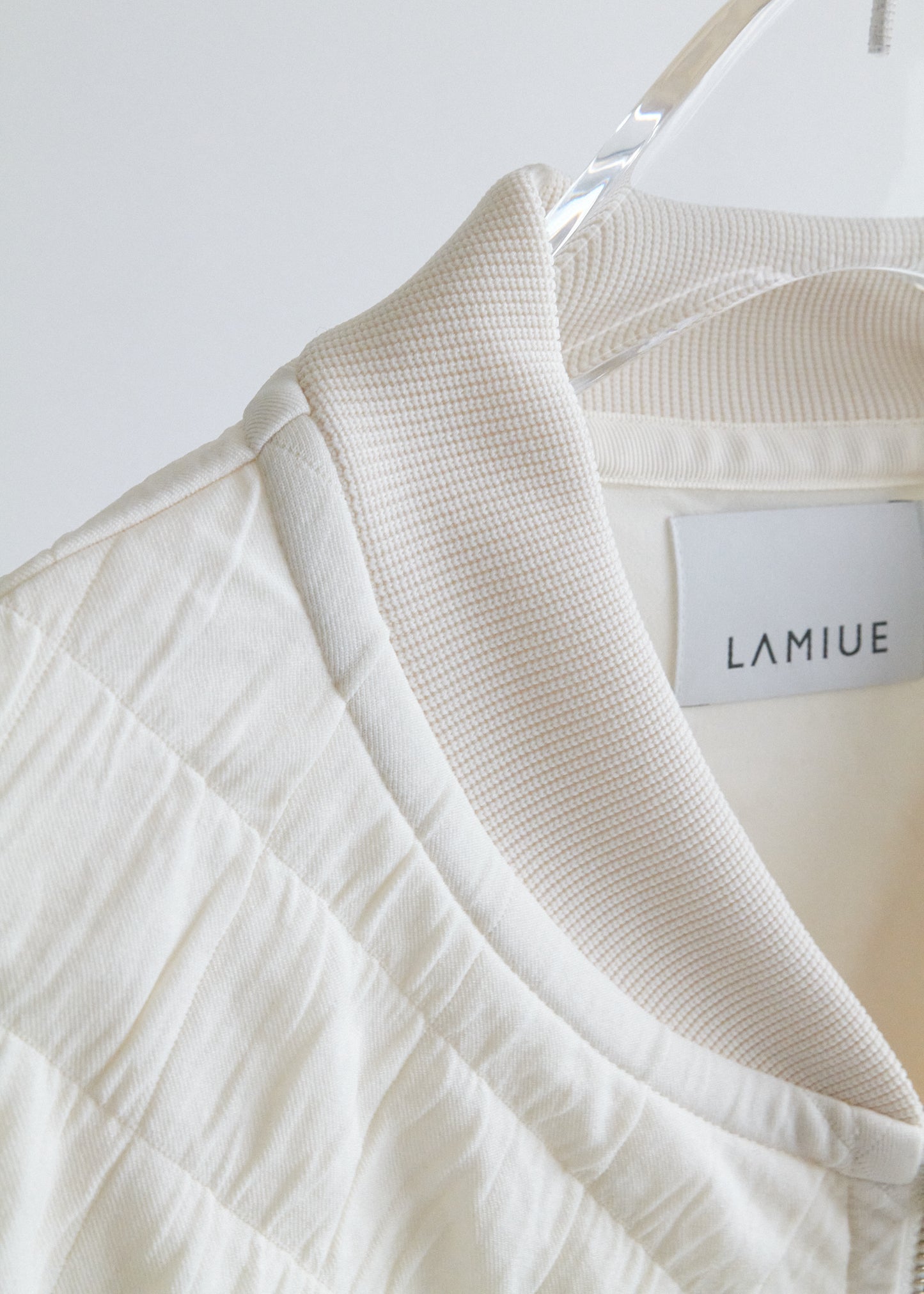 WAVY JACQUARD SHORT JACKET