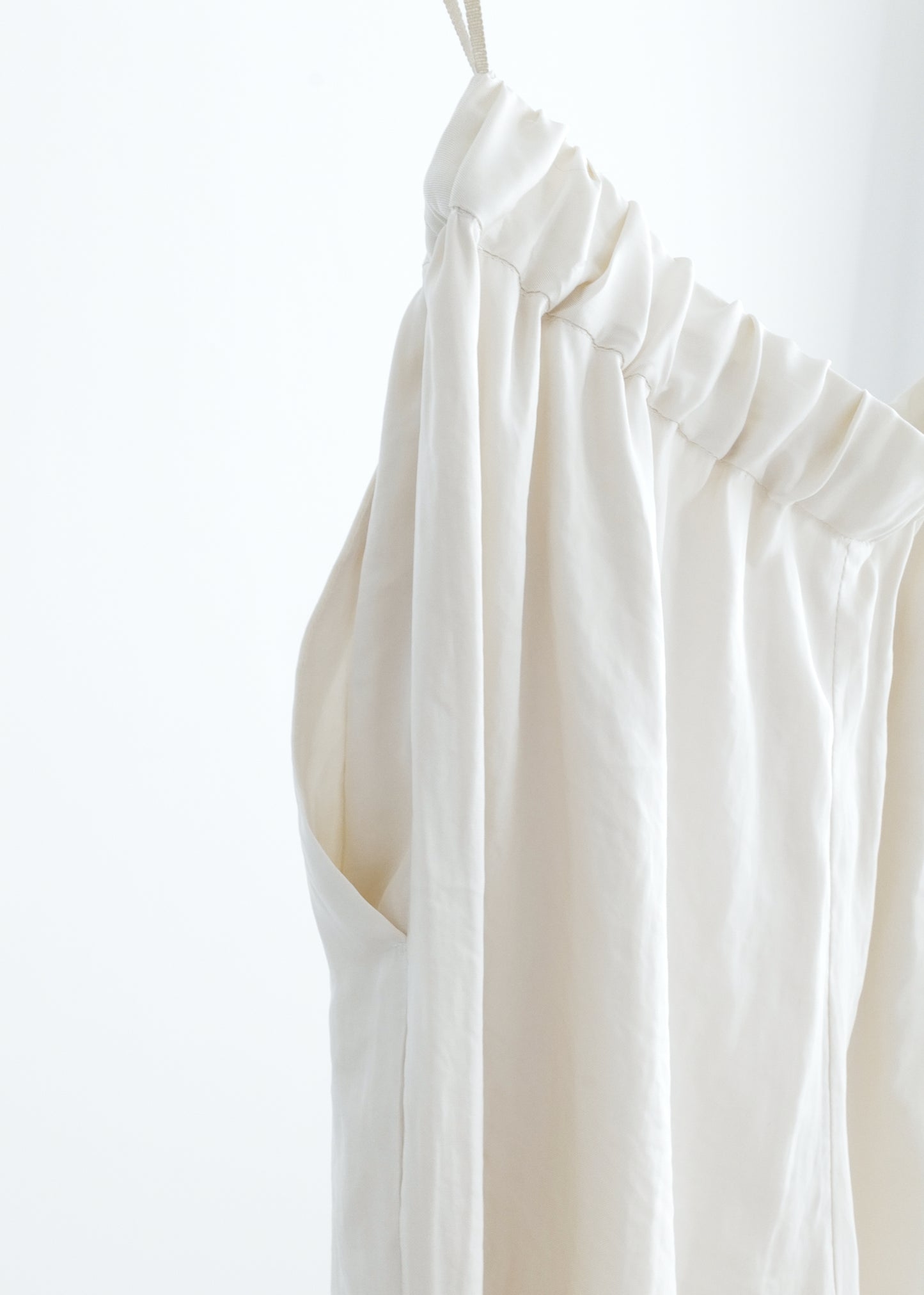 DRAPE RELAX PANTS