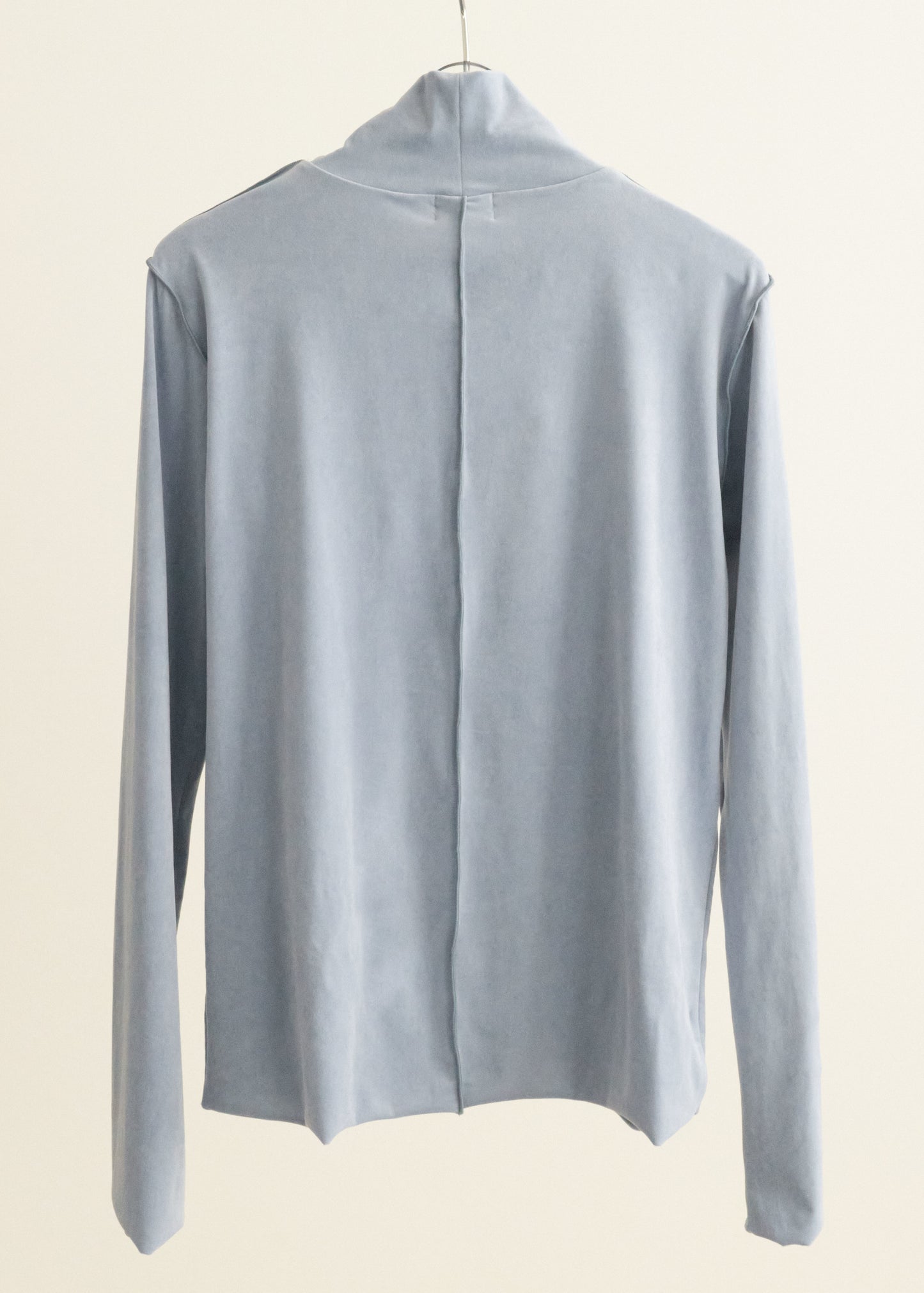 MELLOW VELOUR HIGH-NECKED TOPS