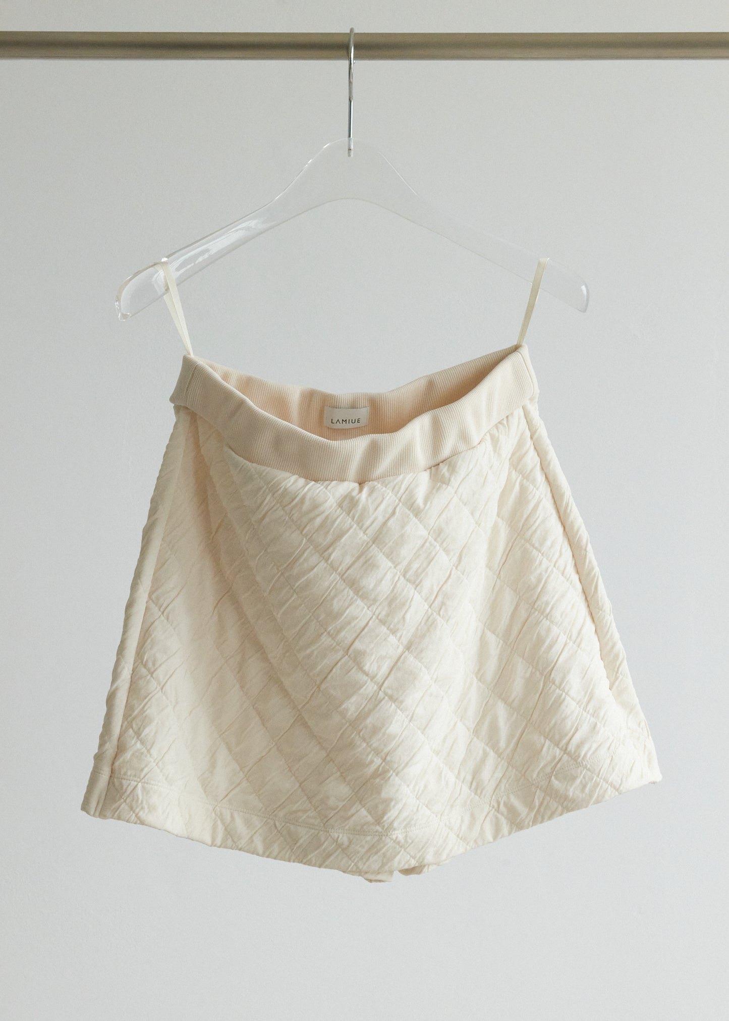 WAVY JACQUARD WRAPPED SHORTS