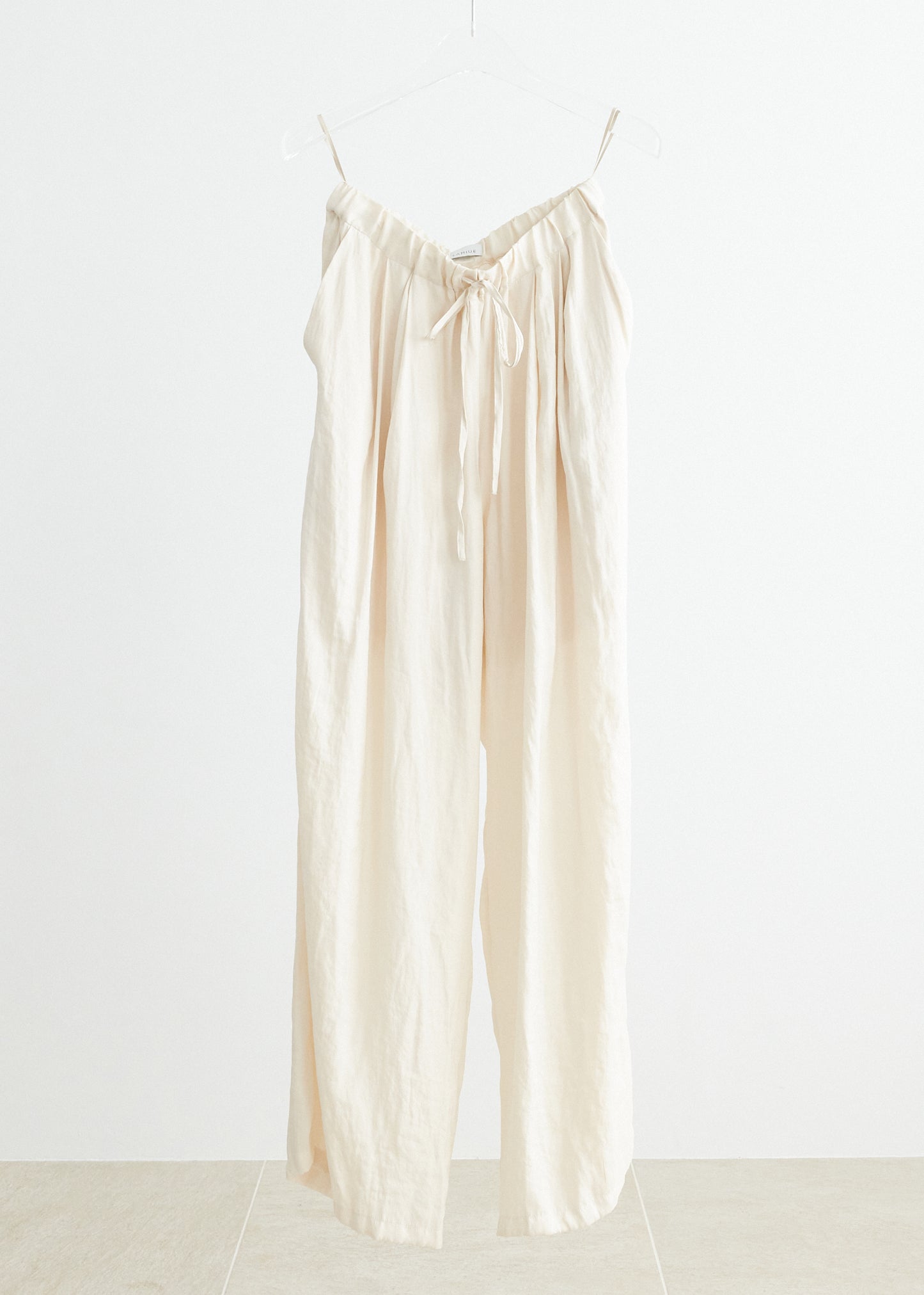 DRAPE RELAX PANTS