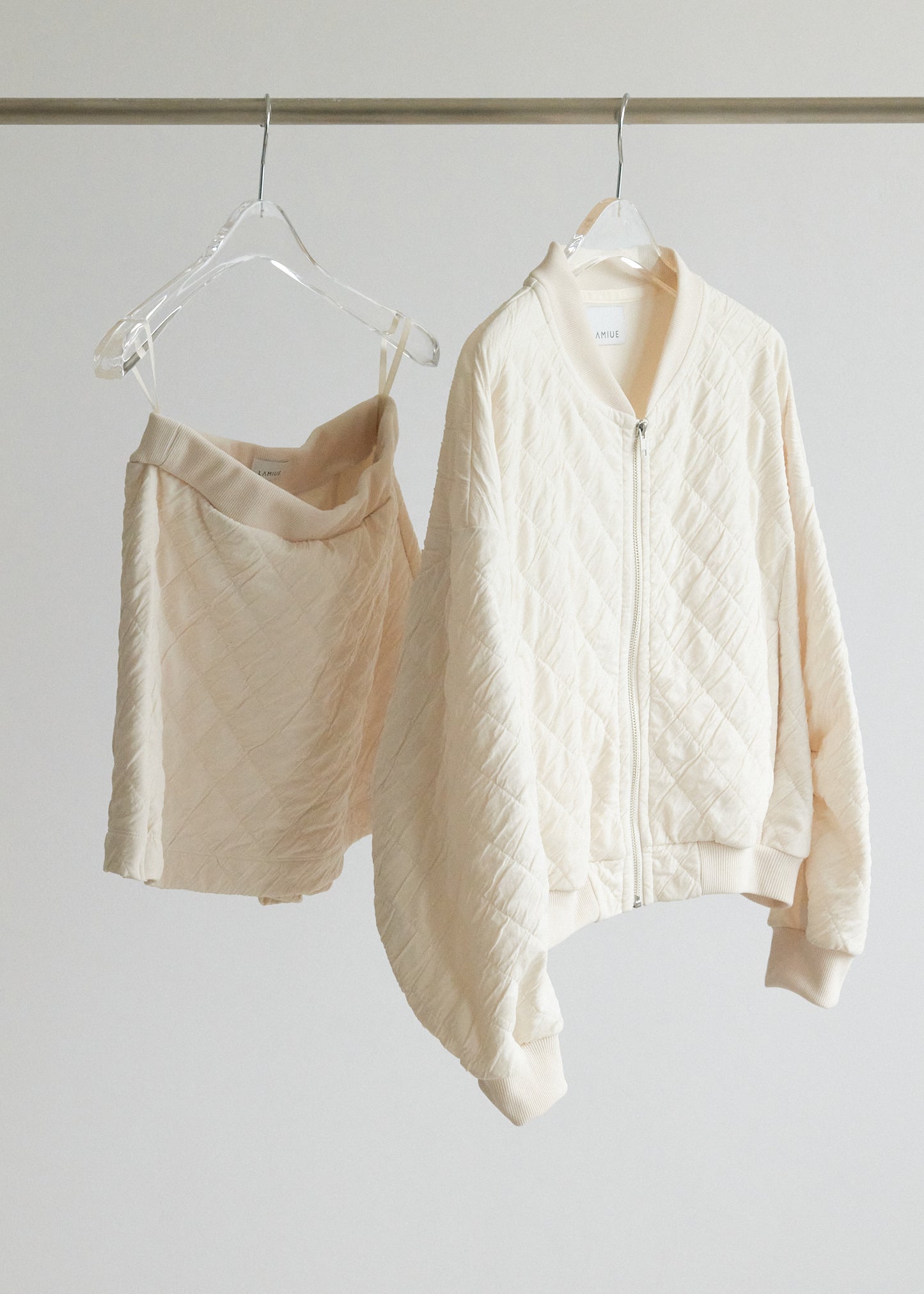 WAVY JACQUARD SHORT JACKET