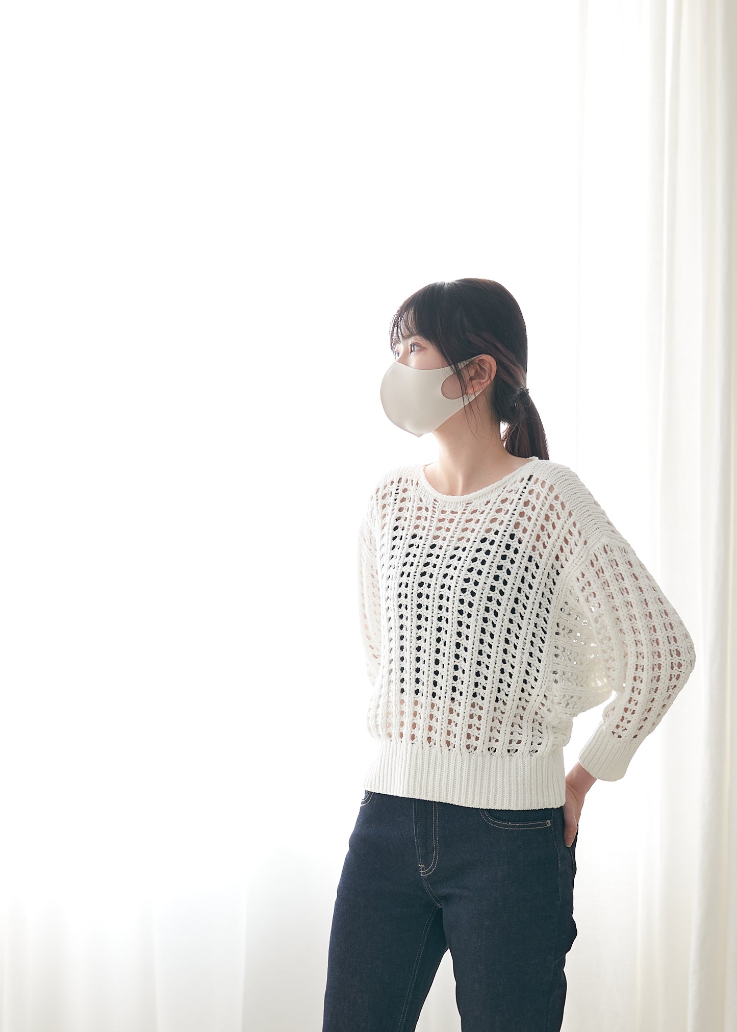 LOOSELY KNIT PULLOVER